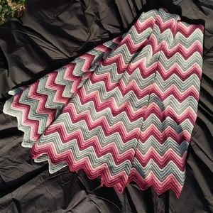 Vintage PINK GRAY OMBRE Crochet Chevron afghan throw blanket mauve plum cottage